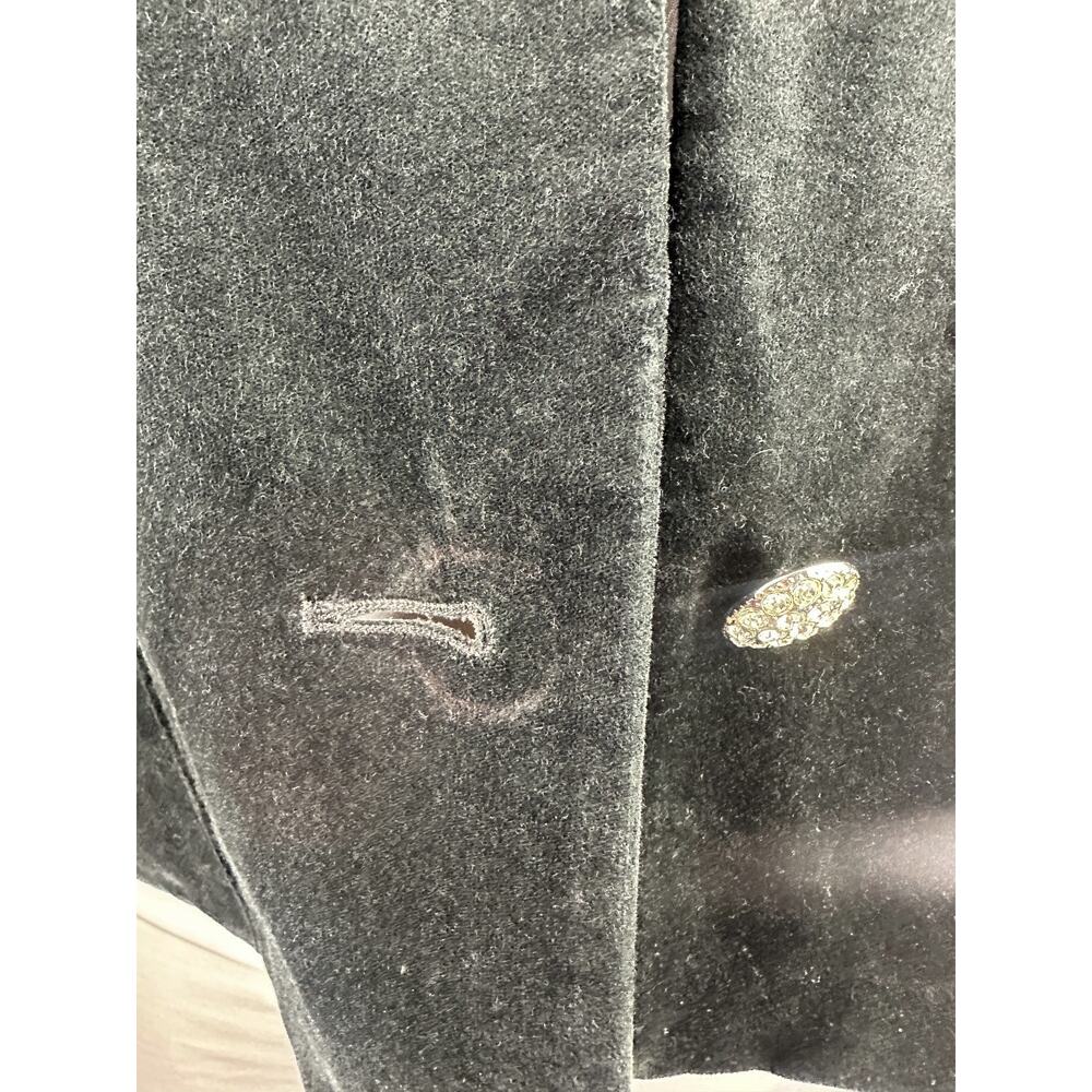 *Flaw Lily Pulitzer Velvet Rhinestone Button Cropped Jacket Black Womens Size 10 - Picture 15 of 16